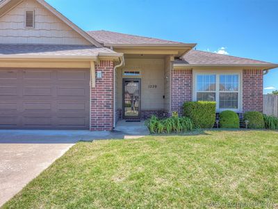 Property at 1228 E 134th St, Glenpool, OK