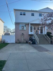 2256 Bergen Ave