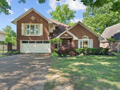 5884 Steeplechase Dr