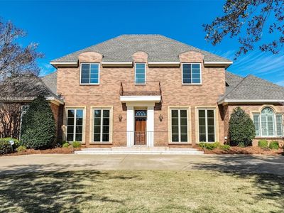 6311 Charles Towne Sq