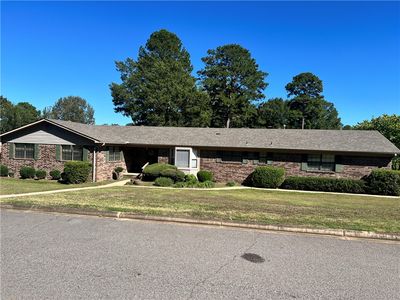 205 Wisteria Ct