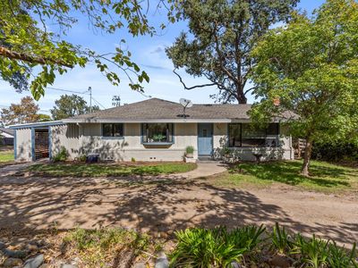 8865 Phoenix Ave