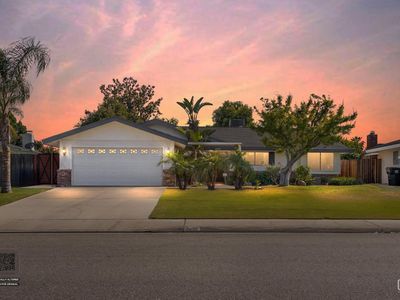 2405 Cheshire Dr