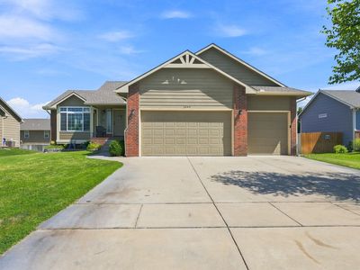 3245 S Bluelake Ct