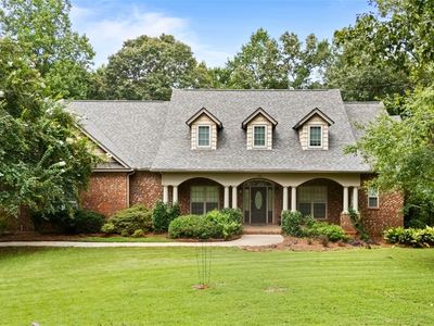 251 Hedgerow Cir
