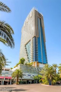 4381 W Flamingo Rd #1516