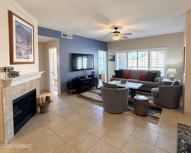 1500 E Pusch Wilderness Dr Unit 5204
