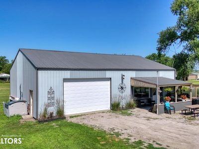 407 W Pleasant