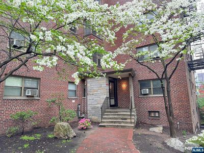500 Linwood Dr APT 2G