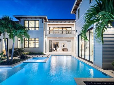 774 S GOLF DR