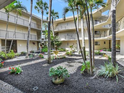5340 Las Verdes Circle #208