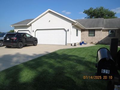 629 Constitution Lane