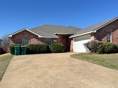 803 Parkside Dr