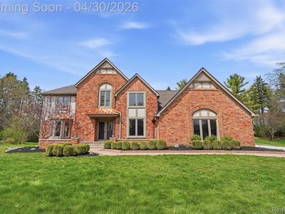 1906 Independence Ct