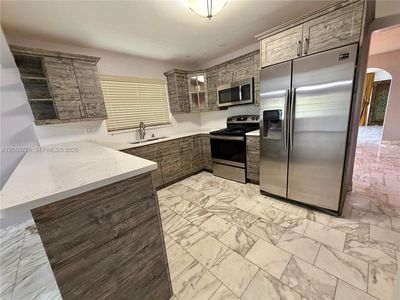 320 NW 61st Ave