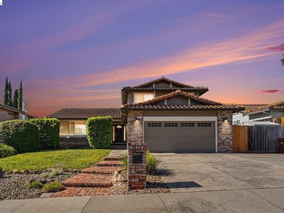1627 Geyser Cir