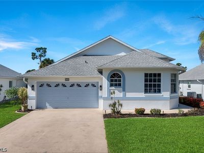 3895 Sabal Springs Blvd