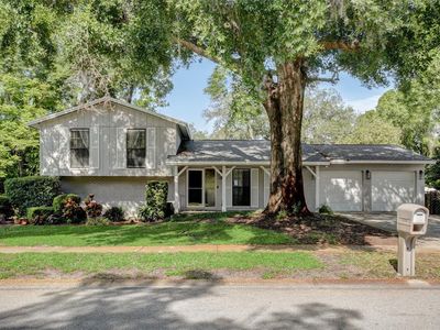 9206 Knights Branch St