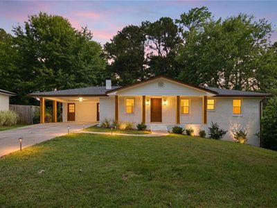 501 Pineview Dr SE