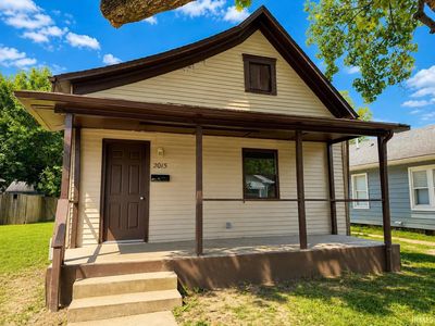 Property at 2015 McKinley St, Anderson, IN