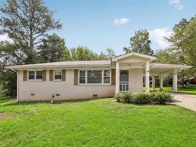 107 Gladstone Dr SW