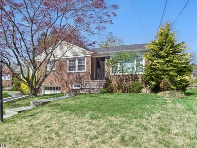 39 Glen Ave