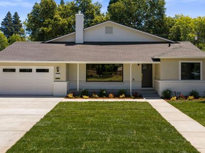 1310 Los Molinos Way