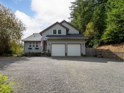 2708 NE East Devils Lake Rd