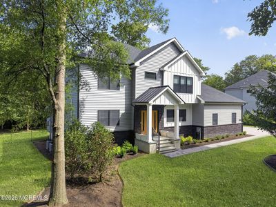 284 Middle Road
