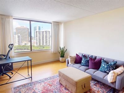 411 Hobron Ln APT 1512