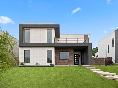 8356 Fairview Dr