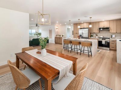 2430 Sunflower Ter