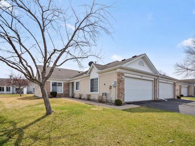 9456 Prairieview Trl N