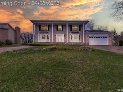 5394 Pond Bluff Dr
