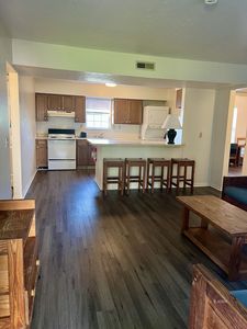 15 S Shafer St APT 2002