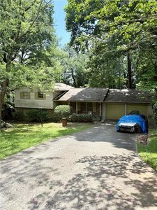 3655 Broadview Ct