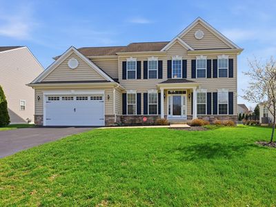 300 E Furrow Ln