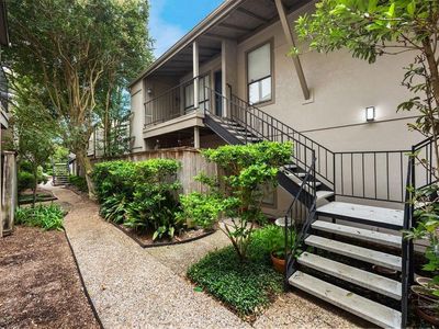 5711 Sugar Hill Dr APT 32