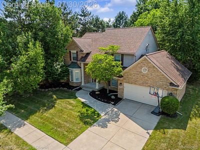 550 Fairfield Ct