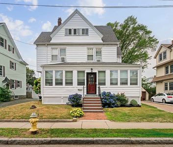 118 E Elm Ave