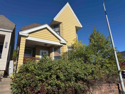 301 W 4th Street