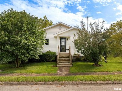 Property at 1706 E Oak St, West Frankfort, IL