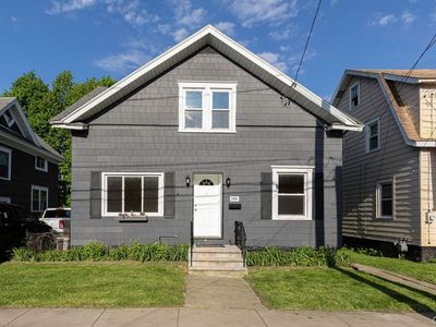 124 Mayar St
