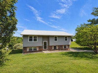 2941 Eastview Ter SE