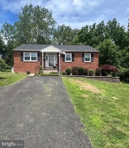 703 W County Line Rd
