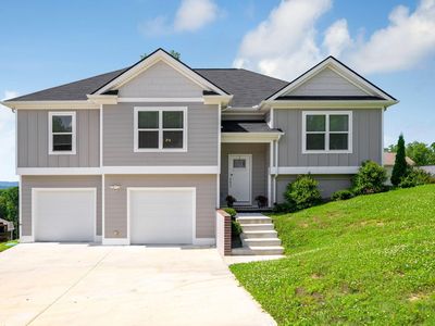 7276 Mercedes Ln