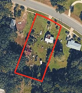 Property at 2242 Lake St, Lawtey, FL