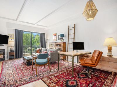 180 Cook Street #406