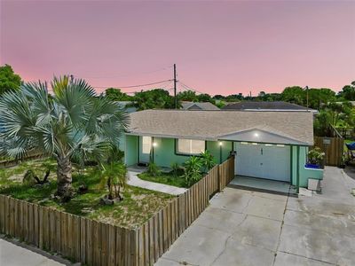 1056 Tamarac Dr