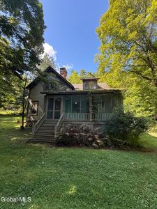 18 Tennis Court Hill